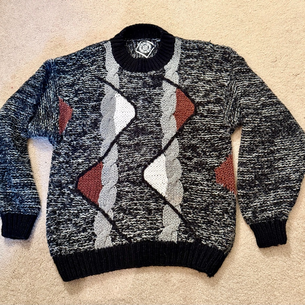 Vintage 90s Men's Black and Gray Sweater
